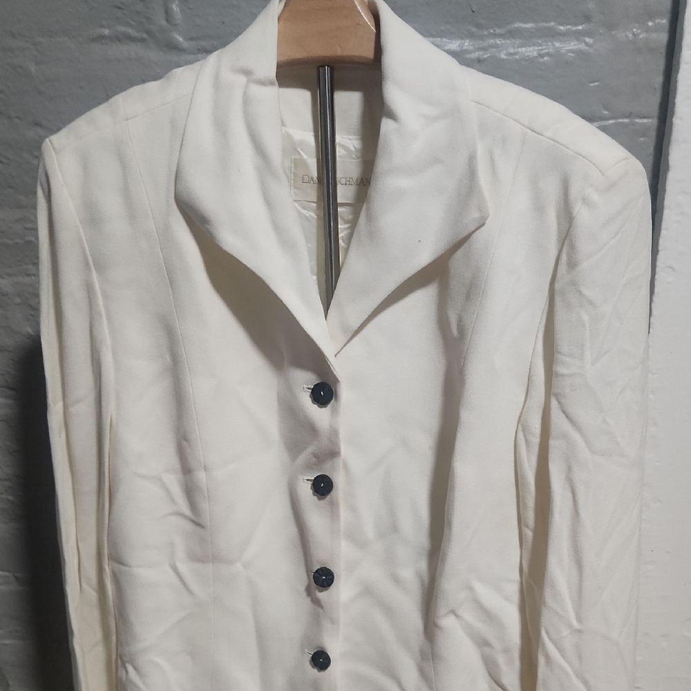 Dana Buchman Cream Blazer with Black Buttons